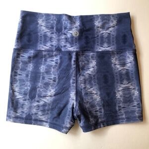 NWOT Tie Dye Yoga Short in Blue & White